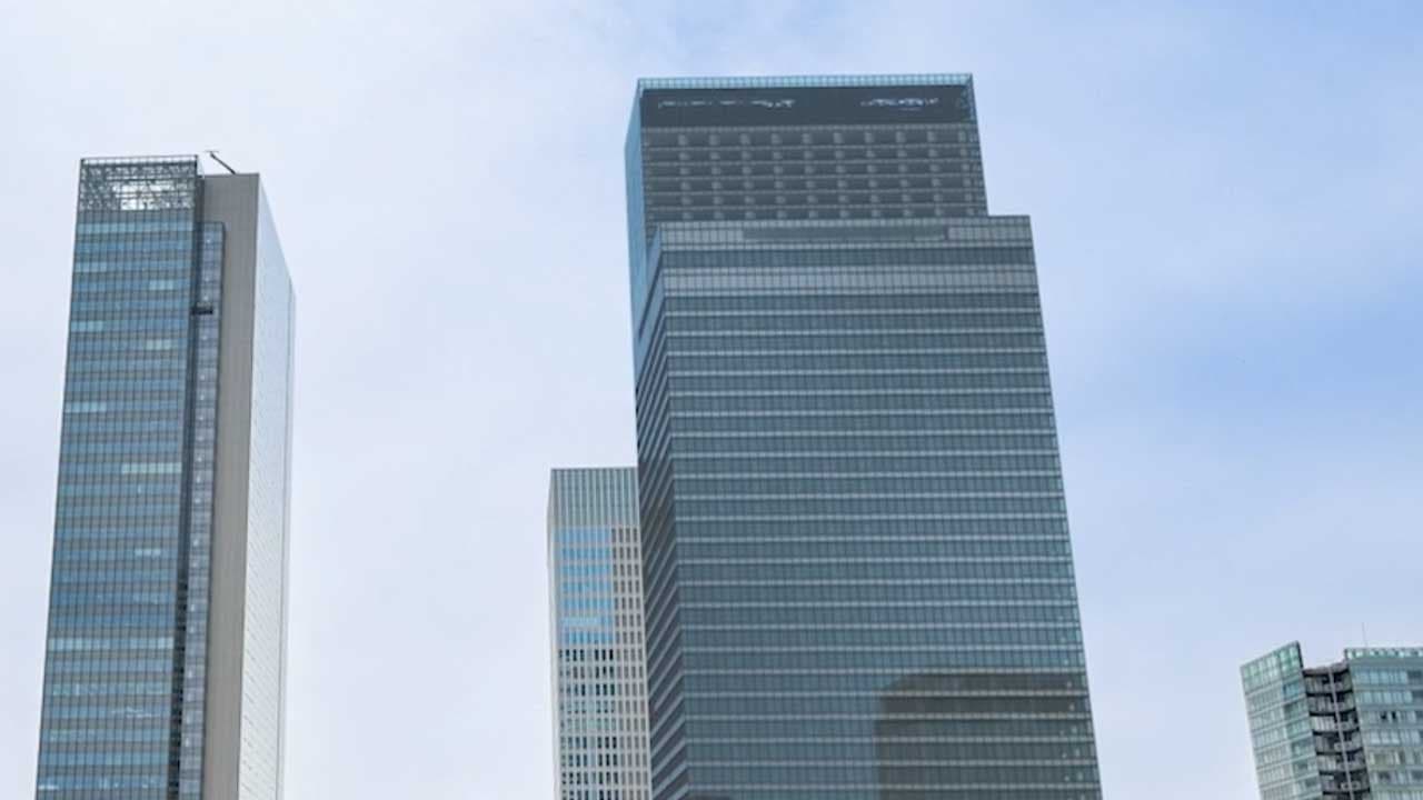 World Trade Center Building, 、日本